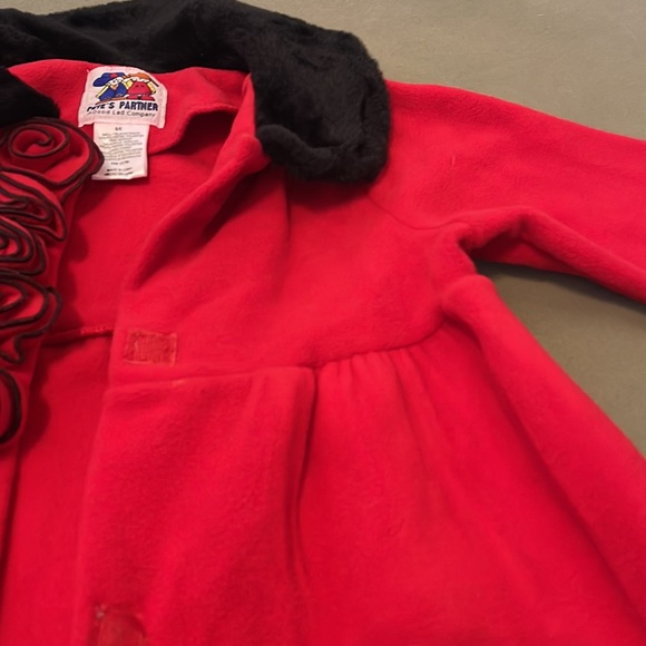 PETE’S PARTNER  red color w Black faux fur collar & sleeves size 6” Girls  Coat - Picture 6 of 16
